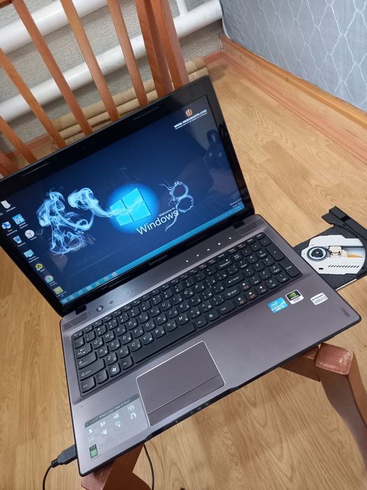 Ноутбук как новый Lenovo