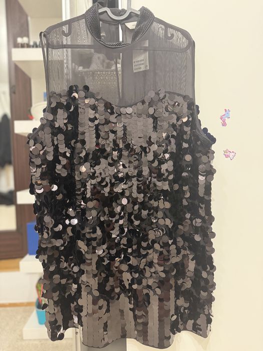 Rochie eleganta cu paiete negre