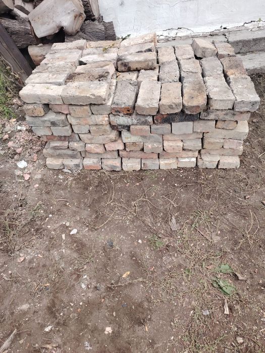 Продаю кирпич недорого