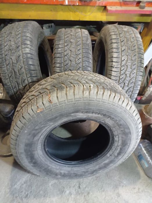 Резина состояние почти новая  R16