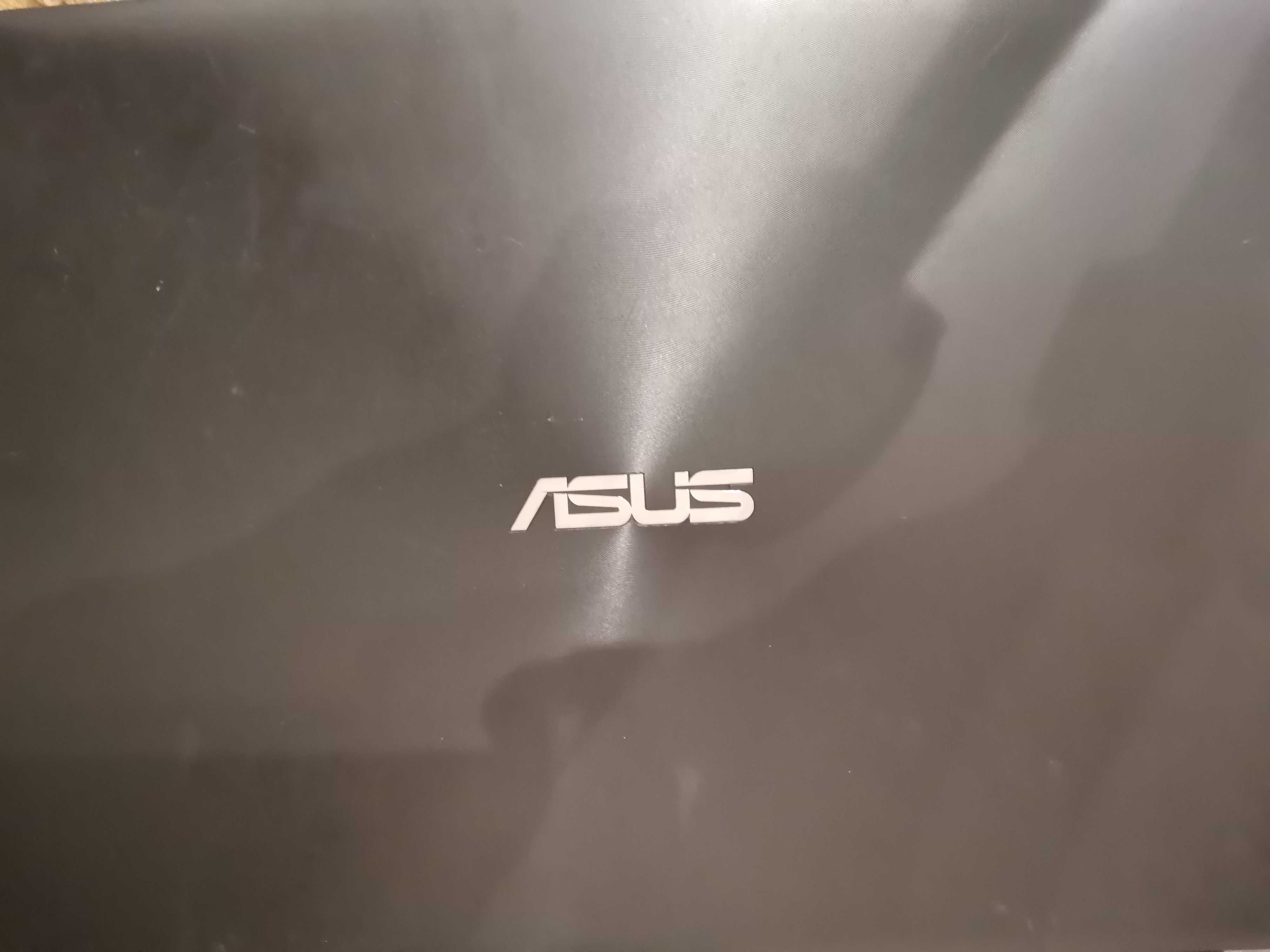 Лаптоп Asus F550l/i5 4gen/ /6Ram/750HDD/