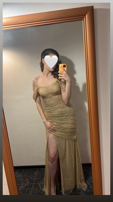 Абитуриентска рокля