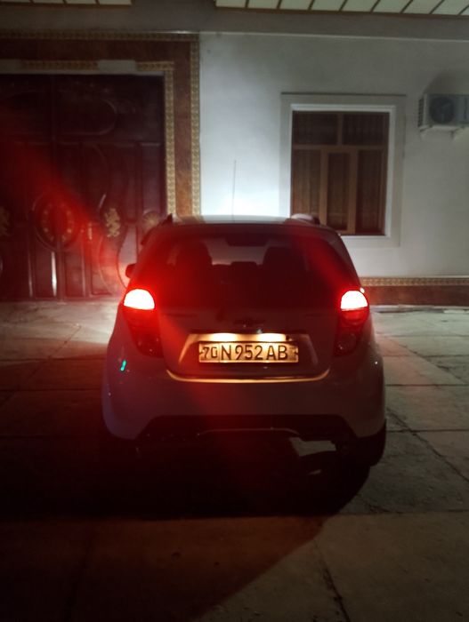 Oq Spark 2011-yil mexanika