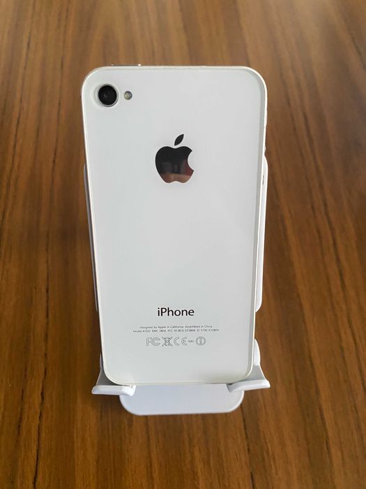 iPhone 4S 32gb fara cont iCloud