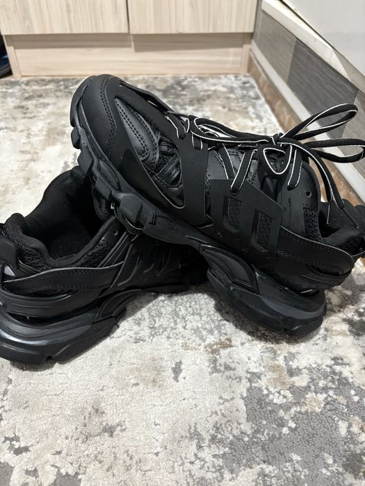 Balenciaga track 42(27.5)