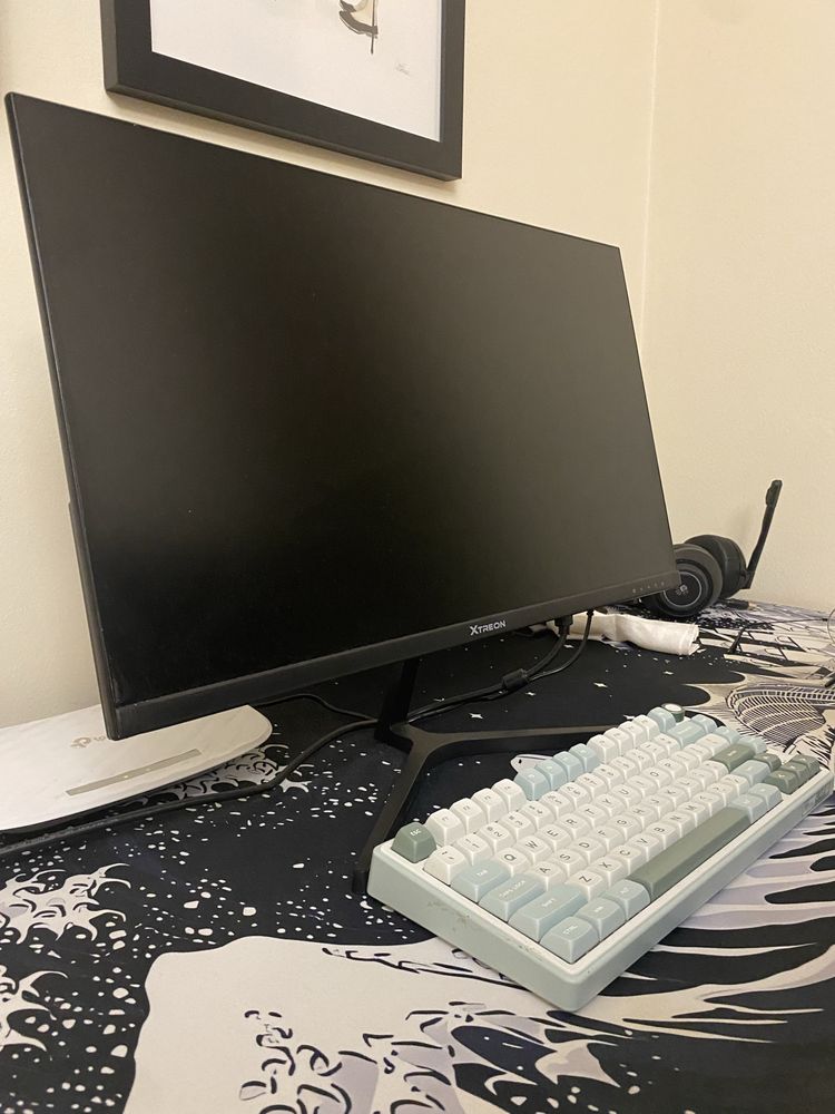 Монитор XTREON XT2553E черный