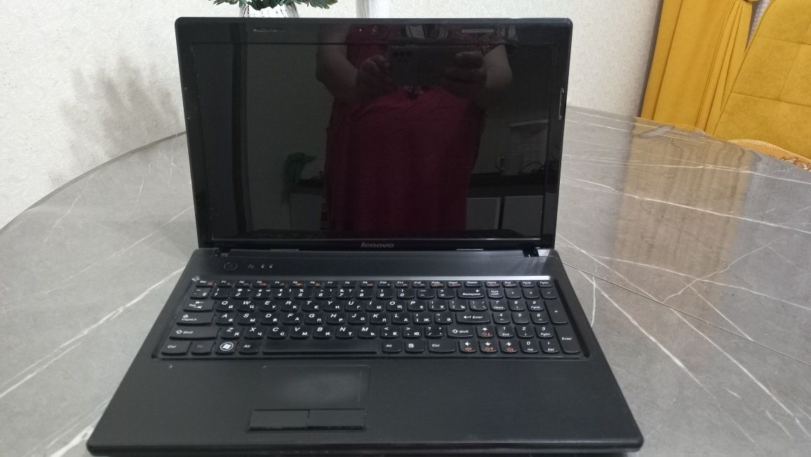 Ноутбук "Lenovo"