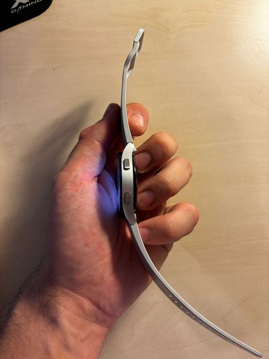 Samsung Galaxy Watch4 44 mm LTE –funcționează perfect, mici zgârieturi