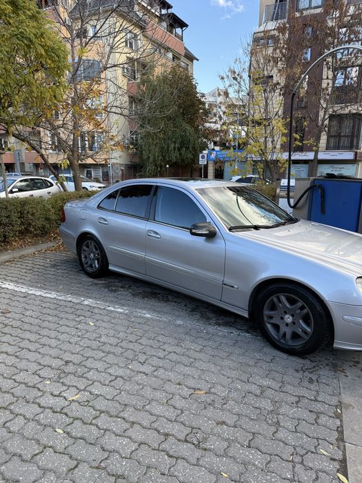 Mrecedes-benz E320