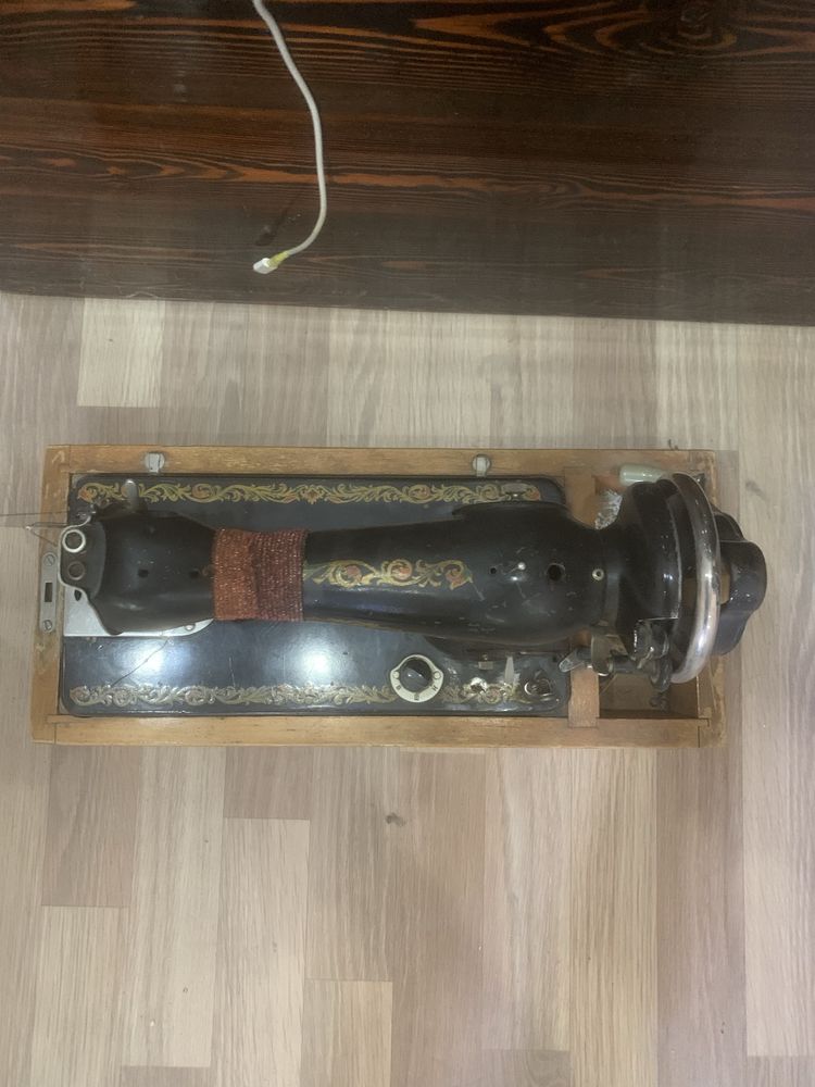 Швейная машинка пмз им. Калинина