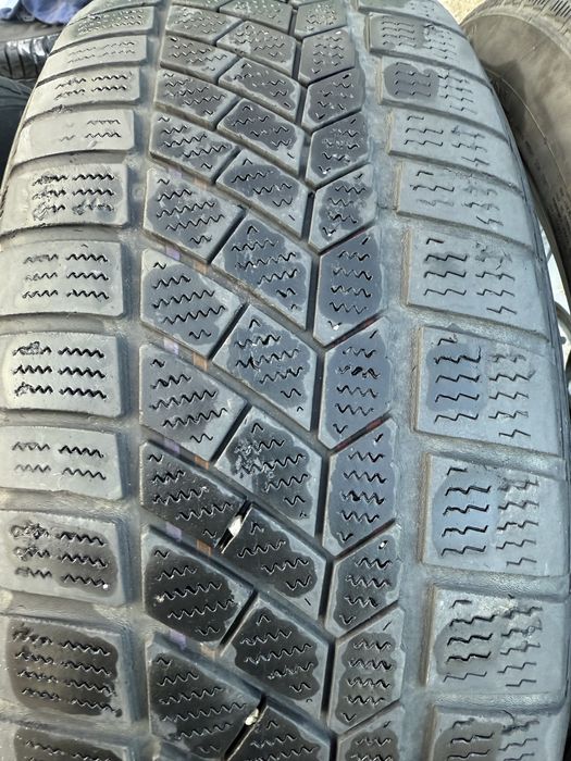 Anvelope iarna 205 50 17 Continental