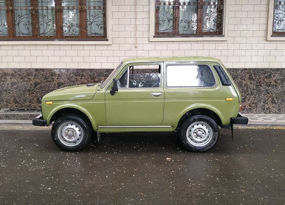 Нива в хорошем ухоженном состоянии, цена 3500$