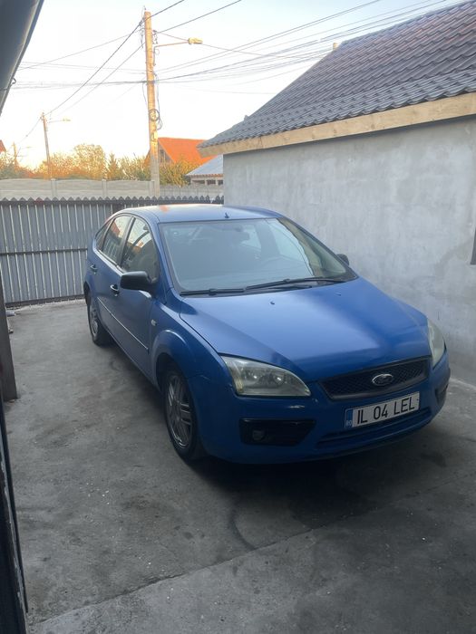 Vand ford focus 1.6 benzina an 2006
