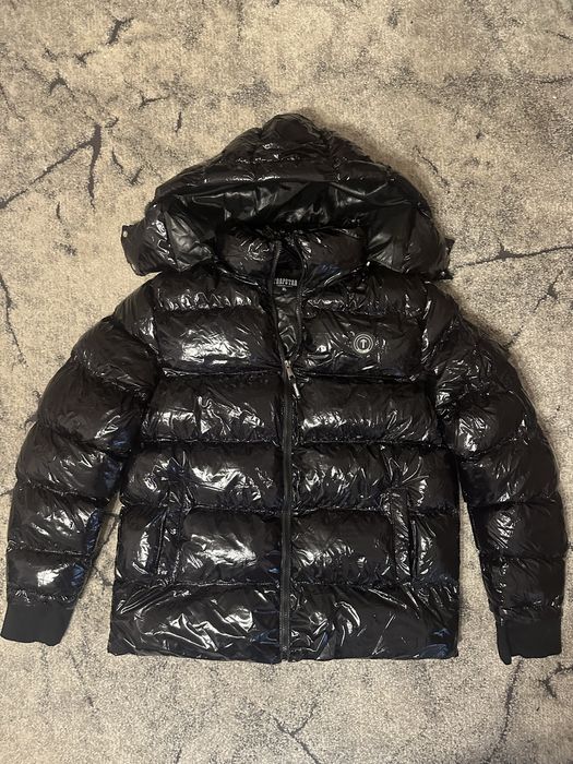 Veaca puffer de iarna trapstar neagra lucioasa