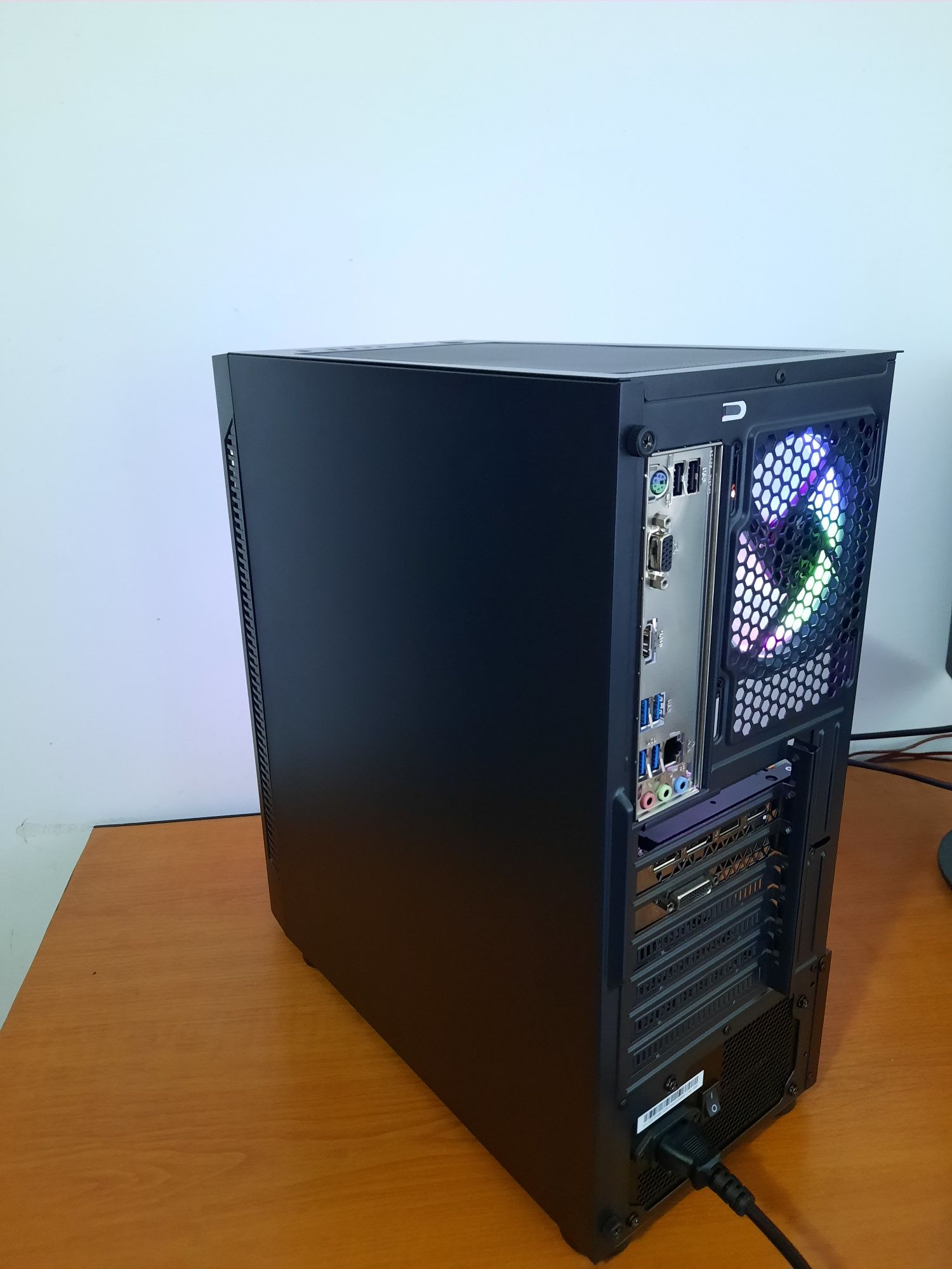 PC Gaming ryzen 5 3600, gtx 1070