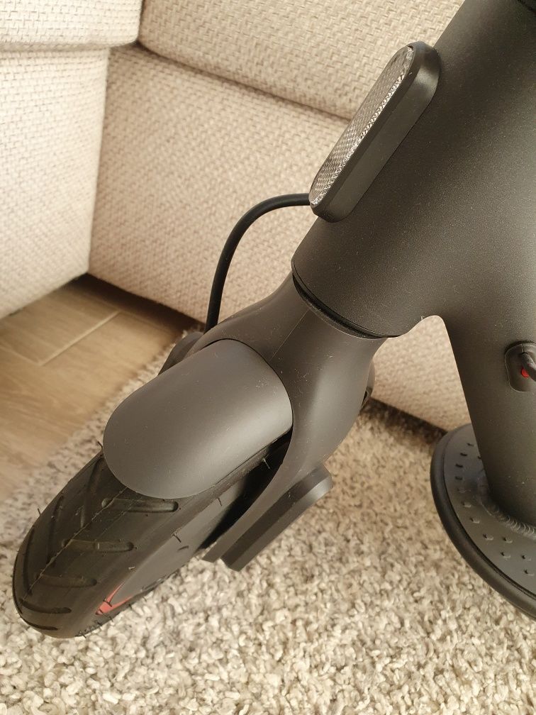 Електрическа тротинетка  Xiaomi Mi Scooter 2