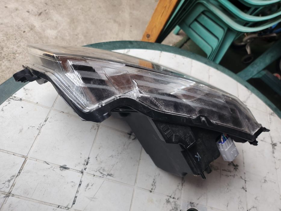 Десен фар за сузуки игнис 3(suzuki ignis)