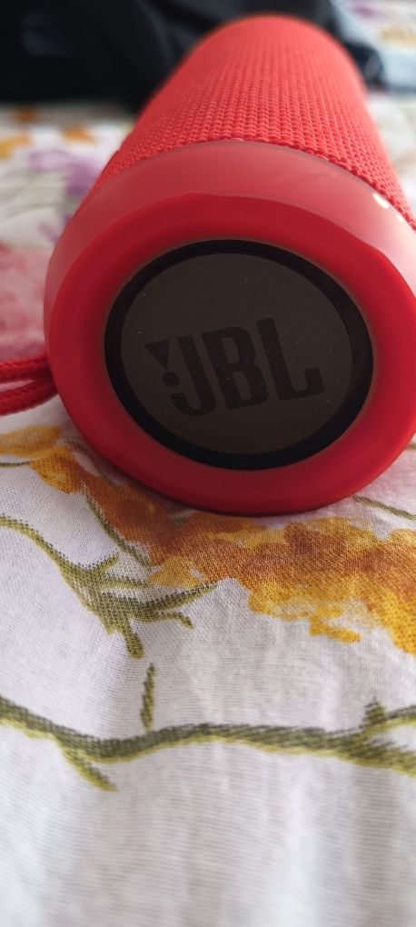 JBL Flip 3 червена