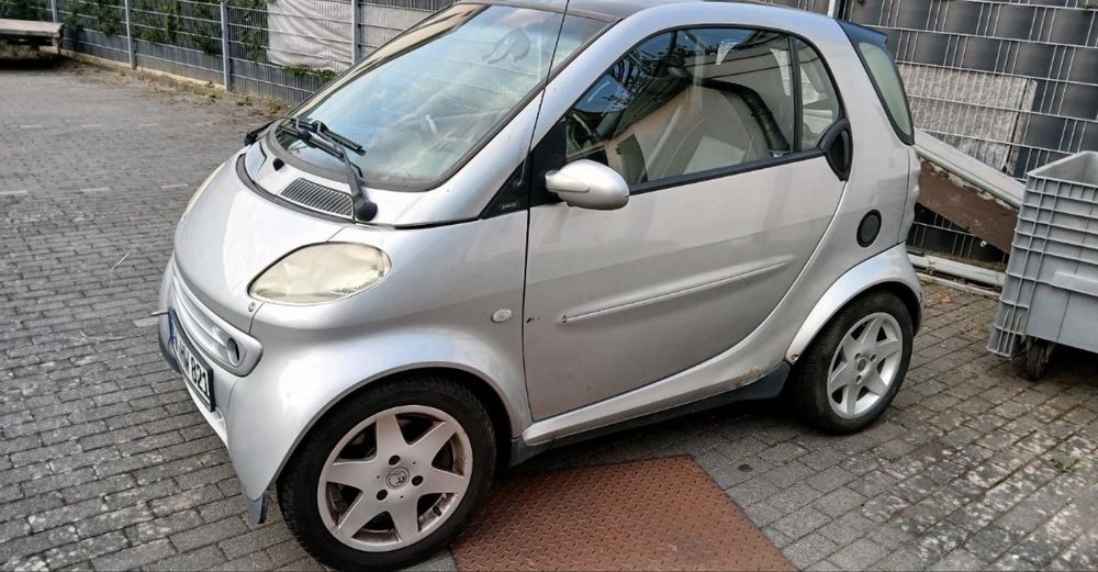 Inchiriez Smart uri diesel