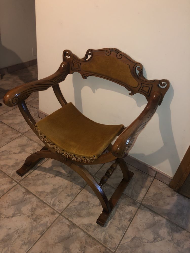 Jilt,scaun francez sculptat in lemn masiv