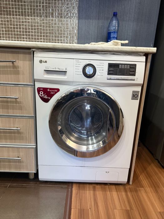 Продам стиральную машину LG