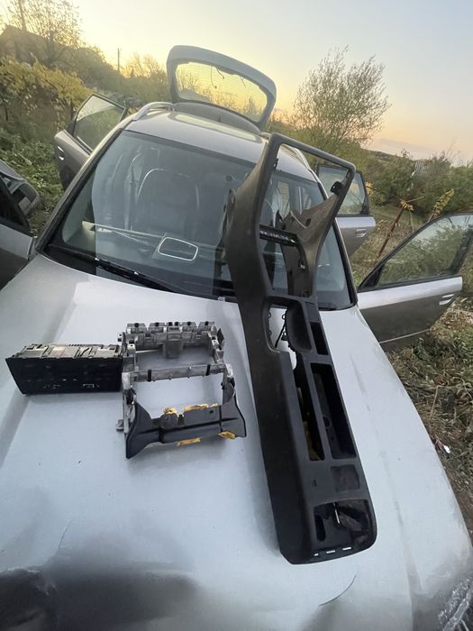 Конзола двоен дин audi a4 b6/b7