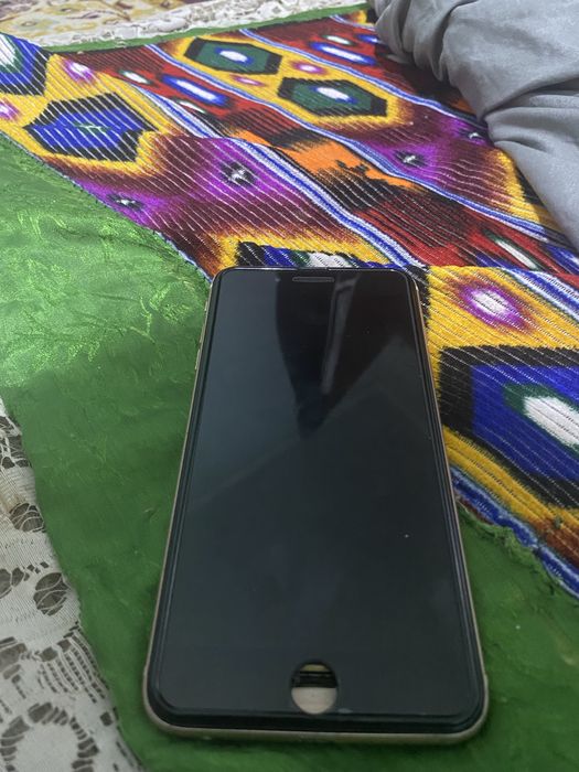 Продам Iphone  8+ 256гб
