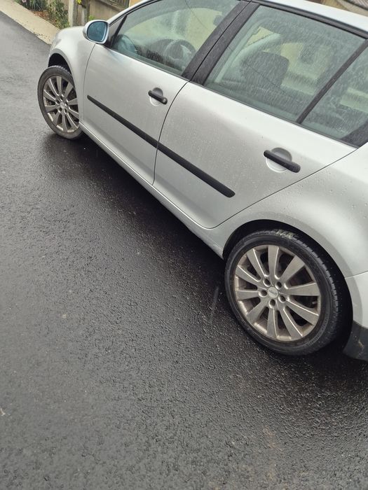 Vând set de 4 roti ,cu cauciucuri de vara: 225/45/17