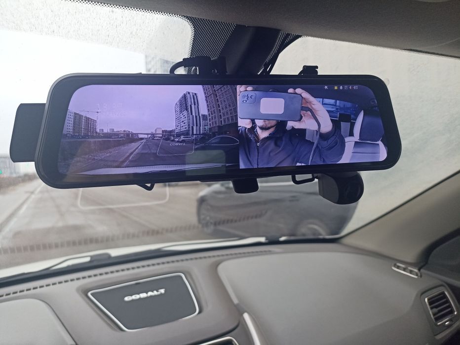 Видеорегистратор продам с установкой