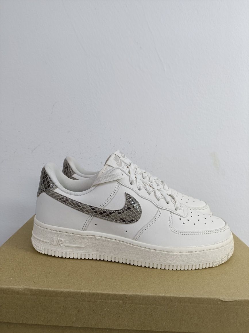 Nike Air Force 1 Low '07 Snakeskin номер 38