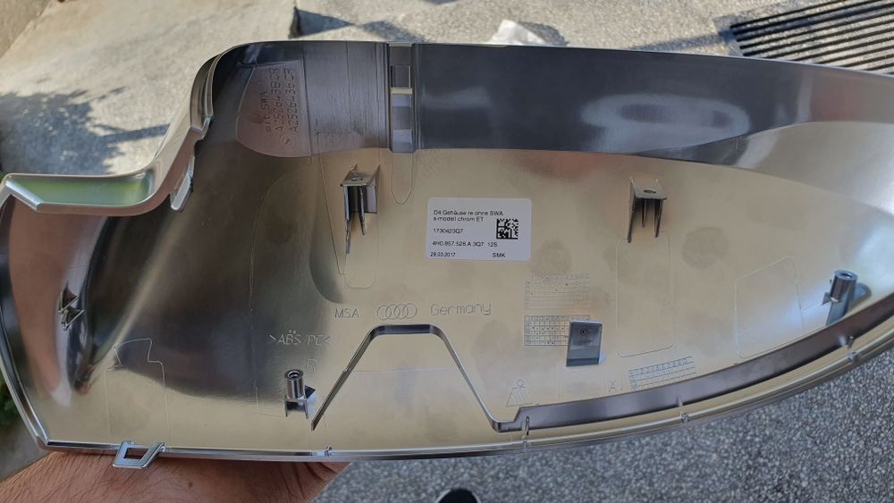 Audi S8 D4 дясно огледало алуминий