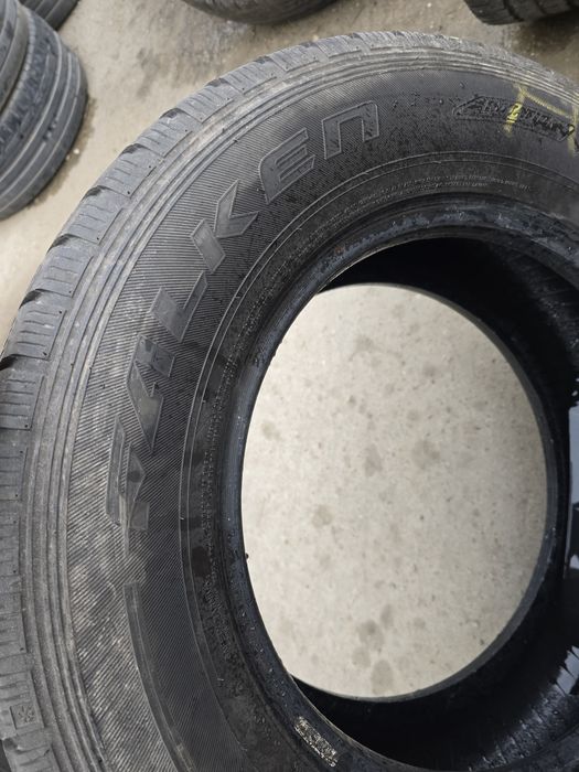 Anvelope de iarna 235-65r16c Falken