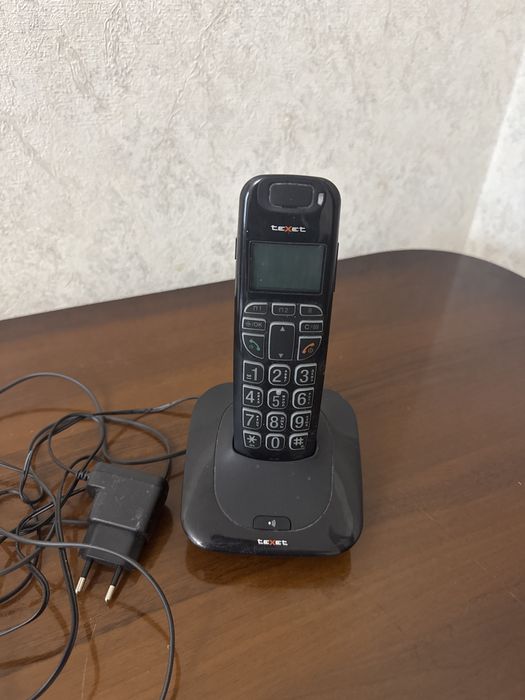 Телефон домашний кнопочный
