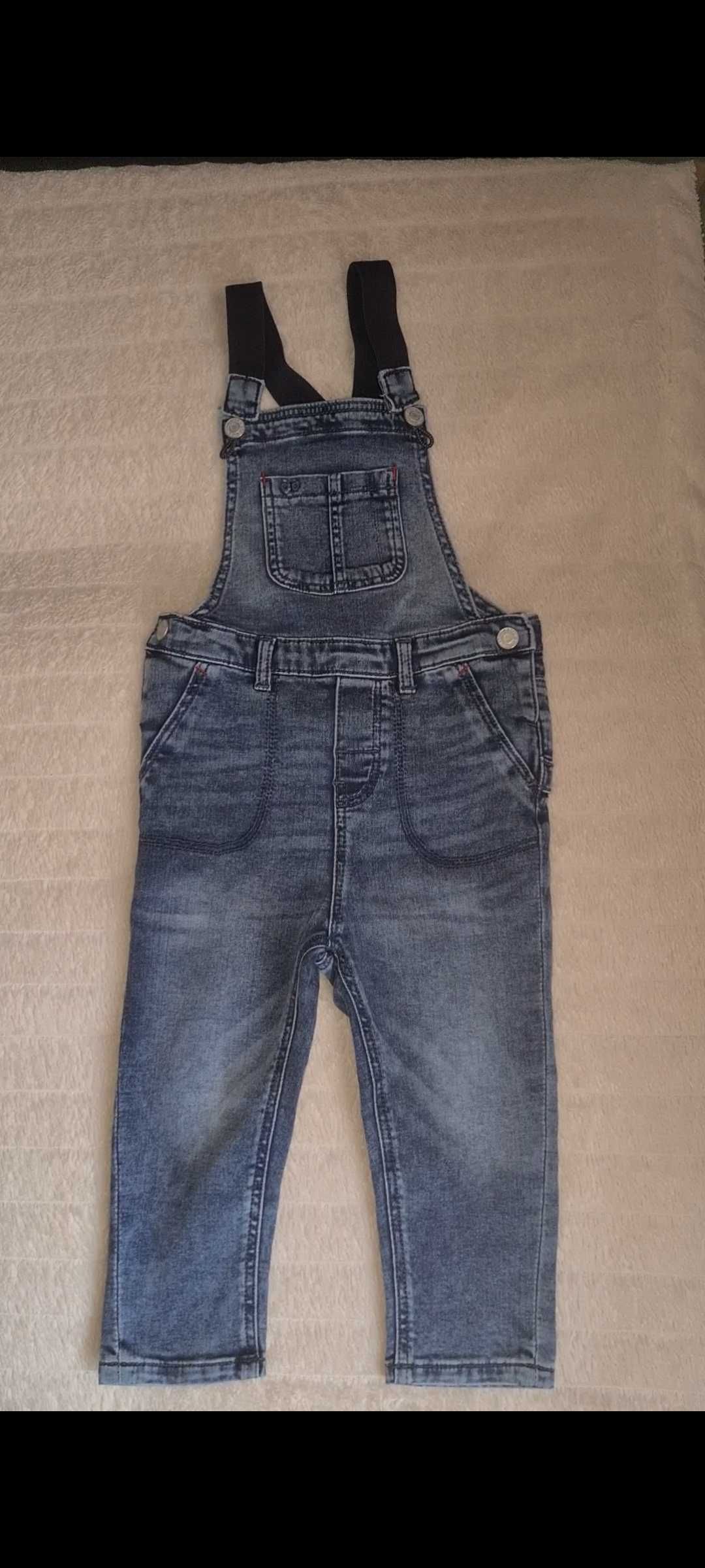 Salopeta jeans albastra fata H&M grosuta cu buzunare spate 1/2 ani nou