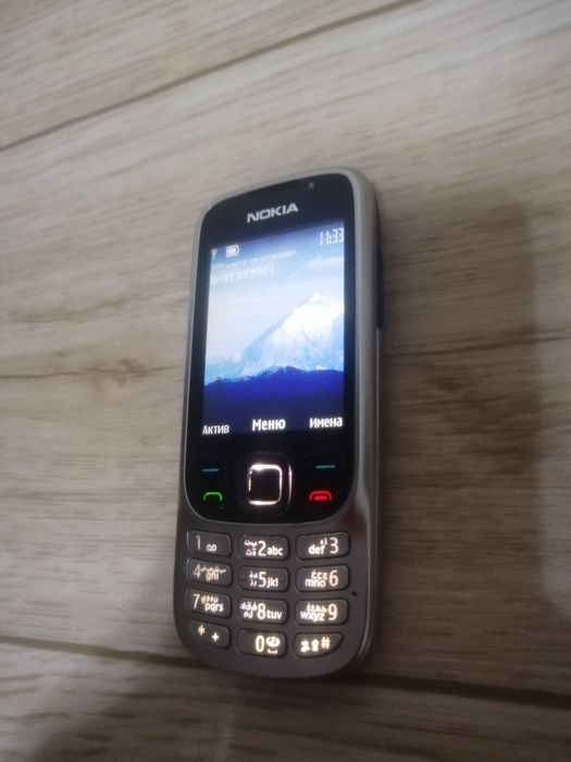 Продам Nokia 6303