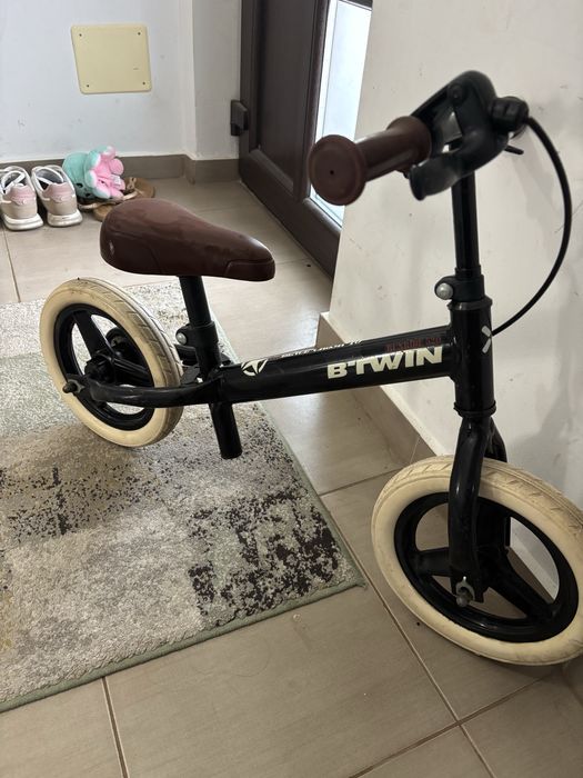 Bicicleta fara pedate BTWIN - Decathlon 2-4 ani
