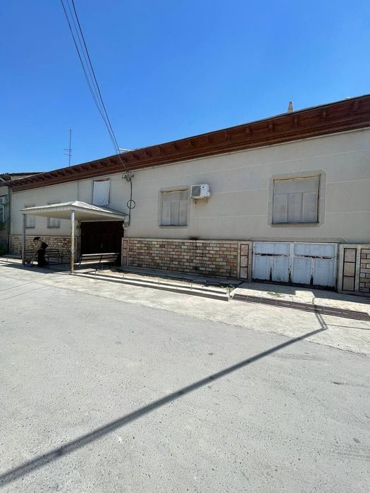 Сотилади Ховли Занги Ота 8 сотих 10хона..150.000$