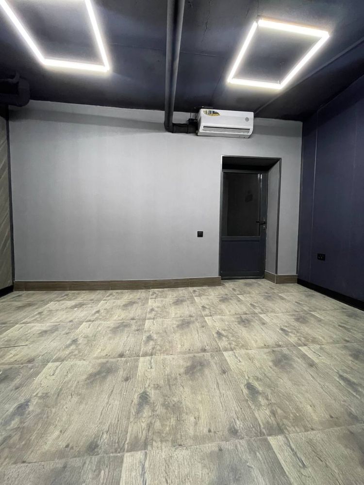 Аренда под Офис Ориентир Митро Новза 140м2 1400$ торг