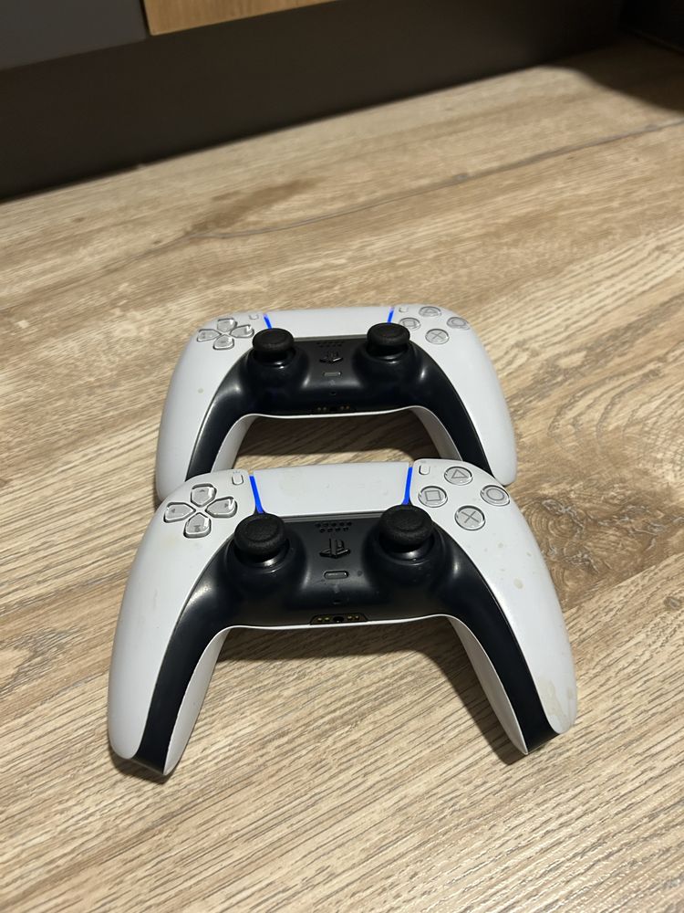 Джойстици (контролери) за Playstation 5