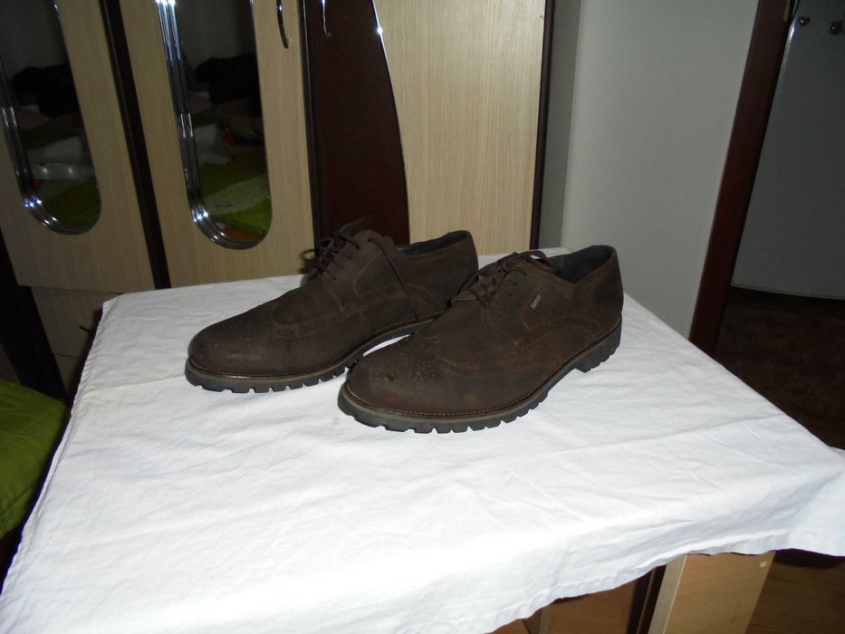 Pantofi + Ghete Piele Naturala.Impecabili ,marimea-46,Pret-500-Lei .