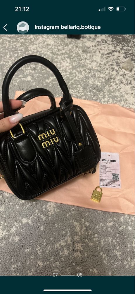 Geanta Miu Miu pe comanda