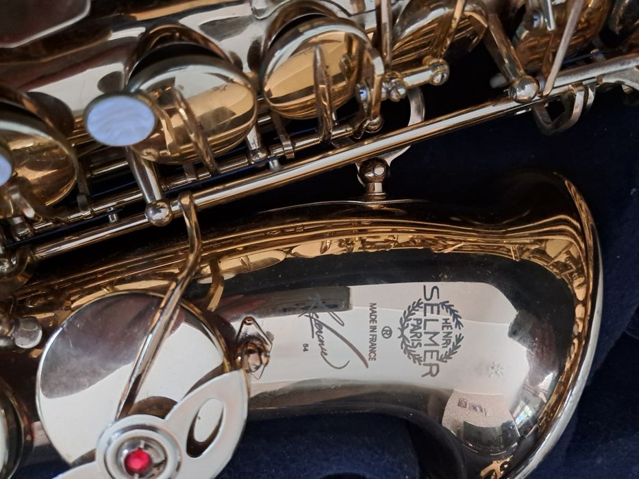 Саксофон в отличном состоянии