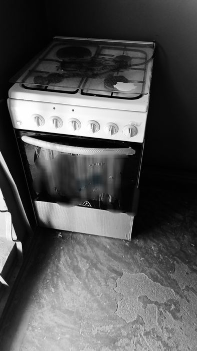 Продам плиту б/у