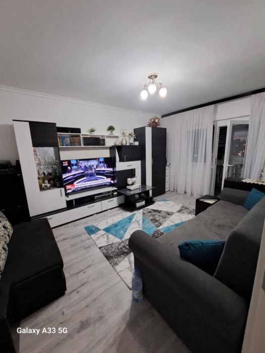 Vând apartament Tulcea