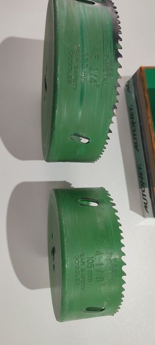 Carota bimetal Hikoki