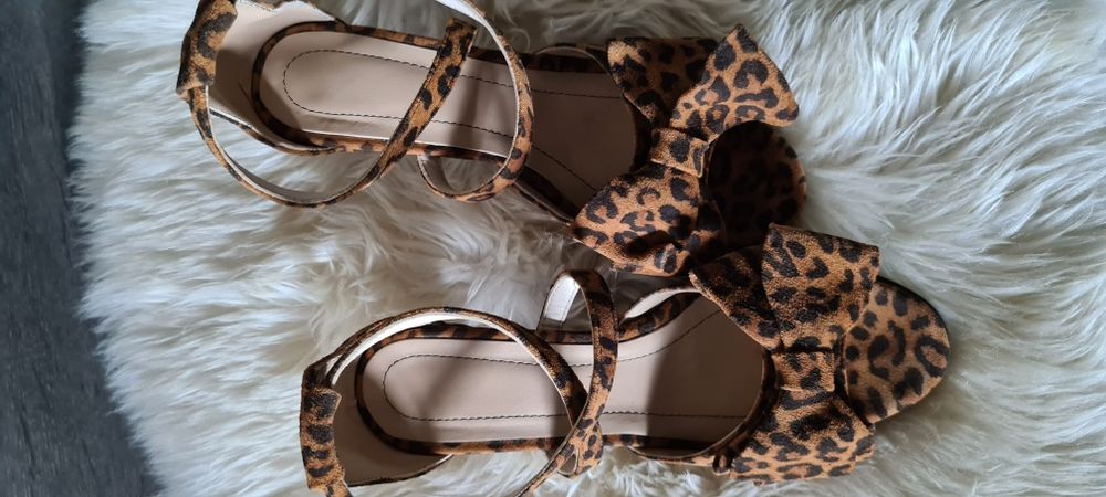 Vand sandale piele animal print