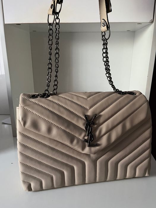 Бежова чанта на ysl