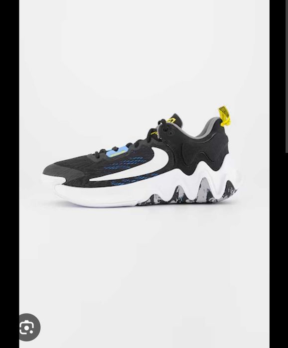 Adidasi Nike barbati