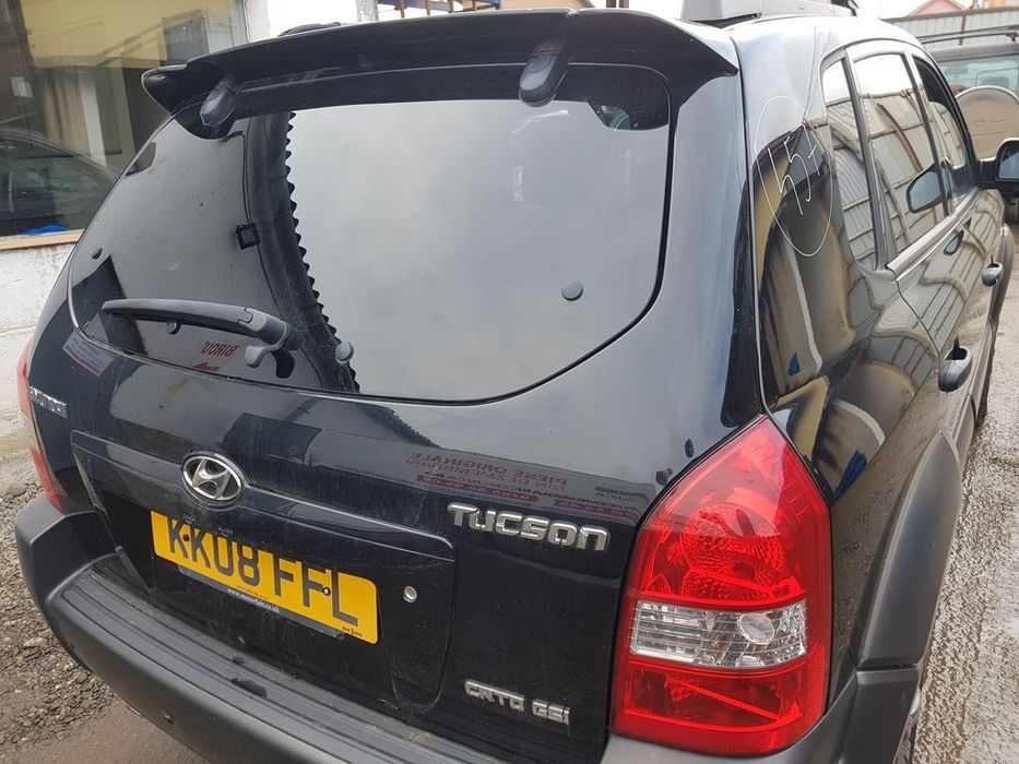 Haion Hyundai Tucson 2004 - 2010 SUV 4 Usi Negru EB (457) FARA LUNETA