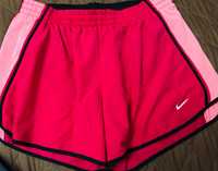 Nike спортни къси гащи